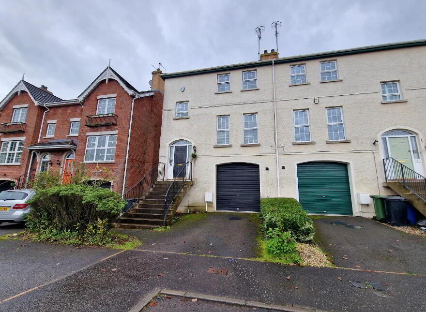 44 Primrose Way, Dromore, BT25 1TL photo