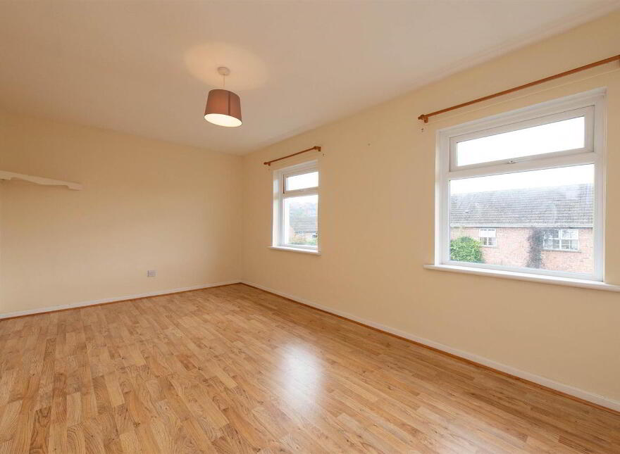 32 Ardmeen Green, Downpatrick, BT30 6JJ