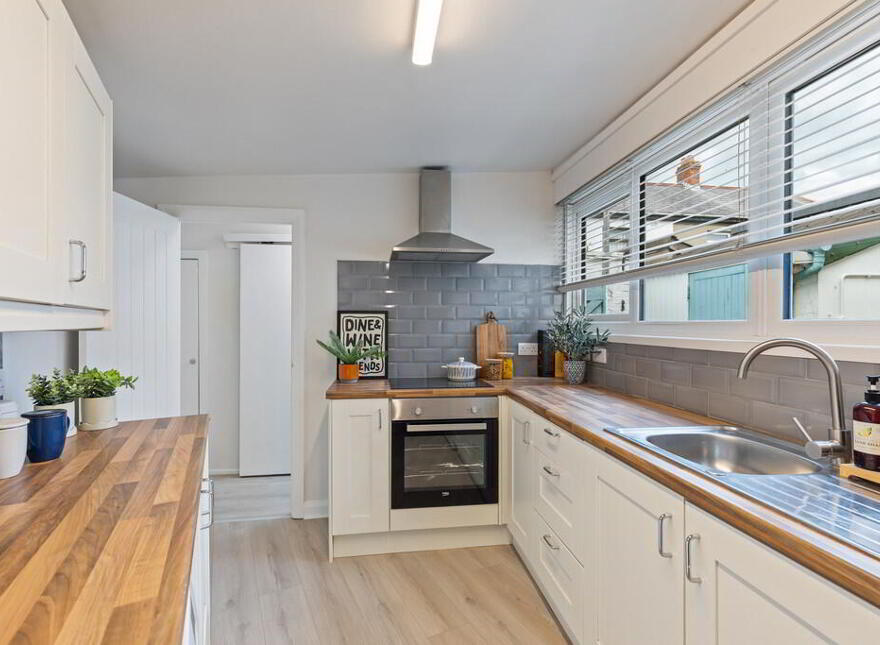 2 Heatherbell Street, Beersbridge Road, Belfast, BT5 4SP