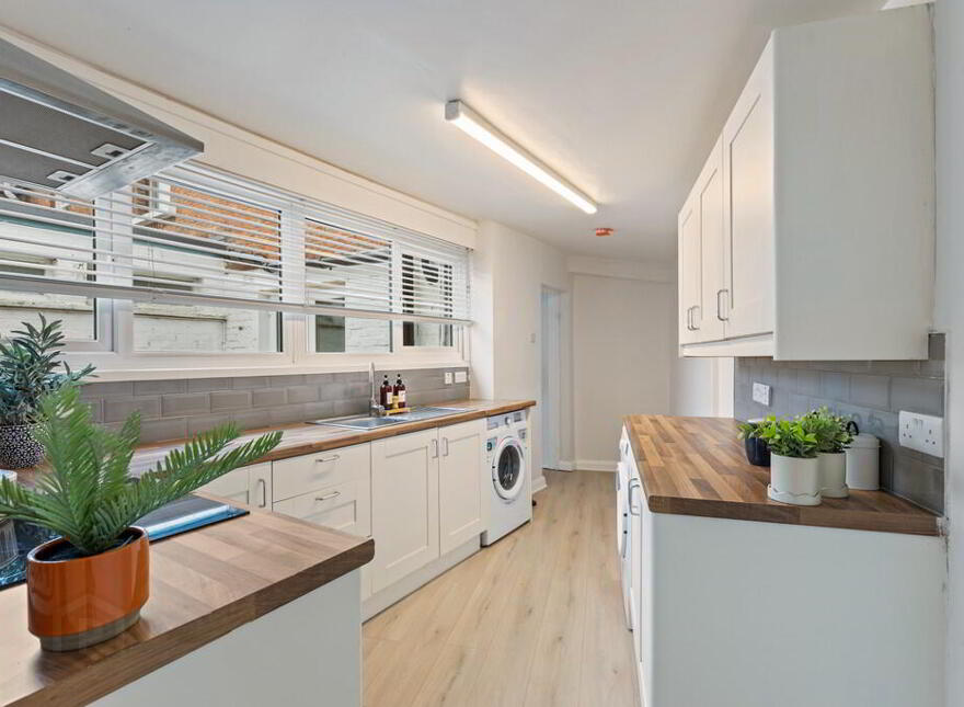 2 Heatherbell Street, Beersbridge Road, Belfast, BT5 4SP