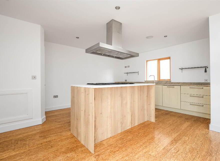 68 Station Road, Portstewart, BT55 7HQ