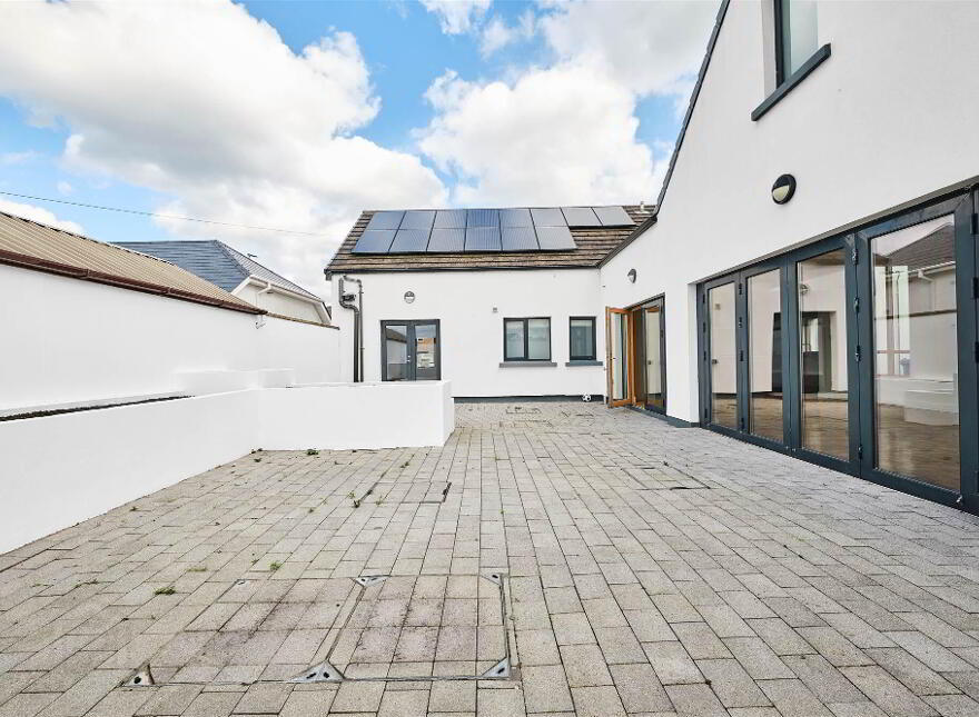 68 Station Road, Portstewart, BT55 7HQ