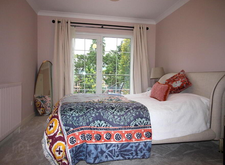 14 Danesfort, Belfast, BT9 5QL