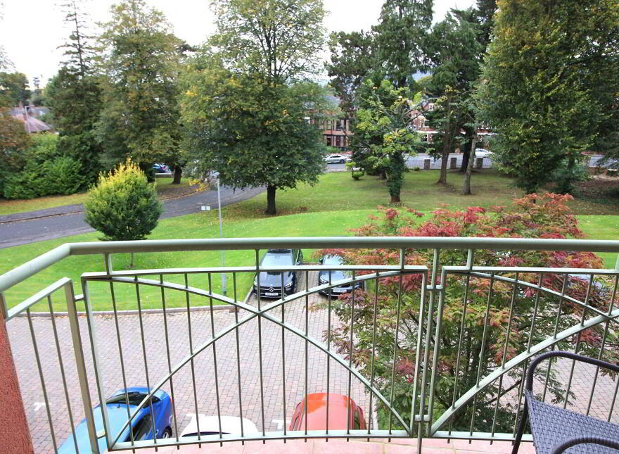 14 Danesfort, Belfast, BT9 5QL