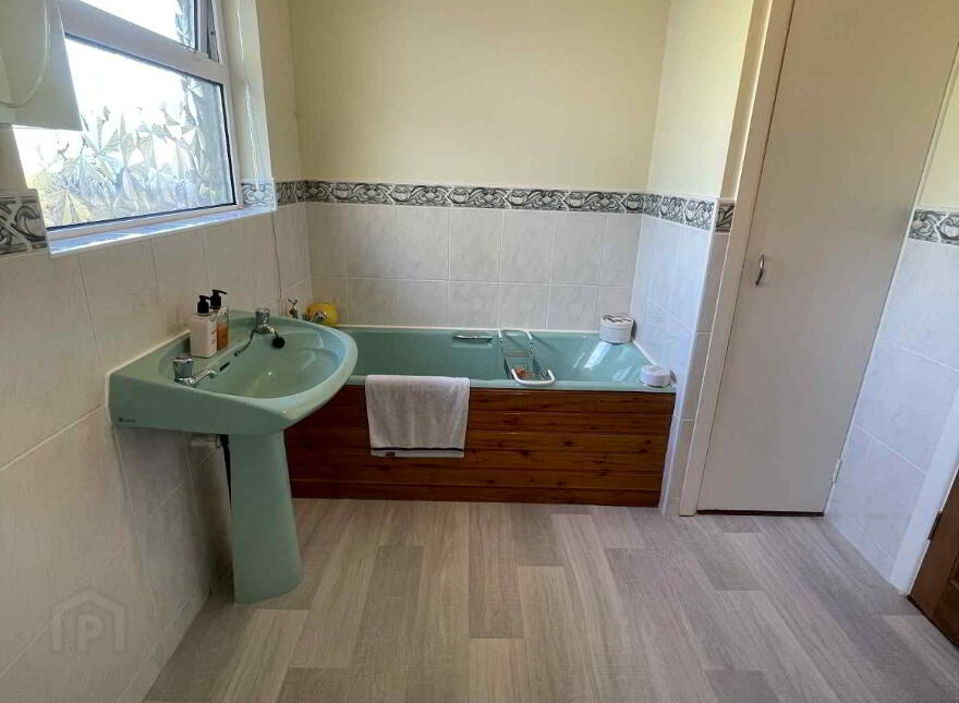 Glendon Park, Altnagelvin, Londonderry, BT47 5XU