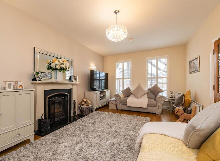 6 Demesne Crescent, Downpatrick, BT30 6WA