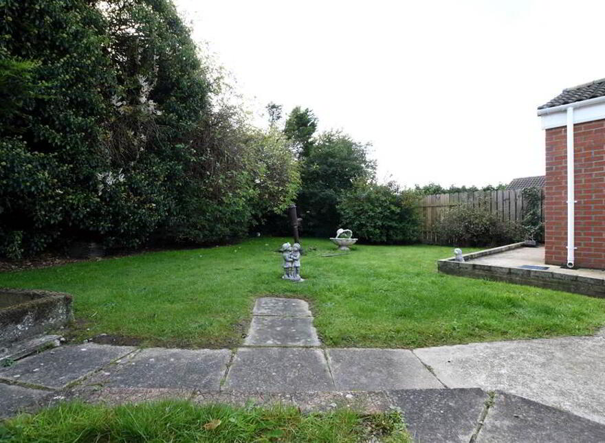 7 Thornleigh Drive, Newtownards, BT23 8UT