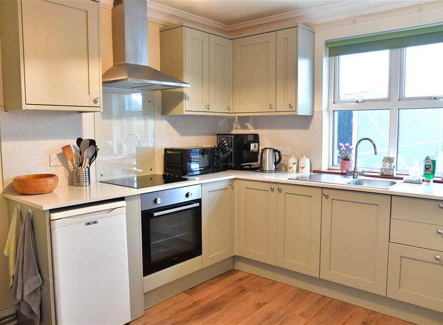 6 Johnstontown Road, Ballymena, BT43 6PX
