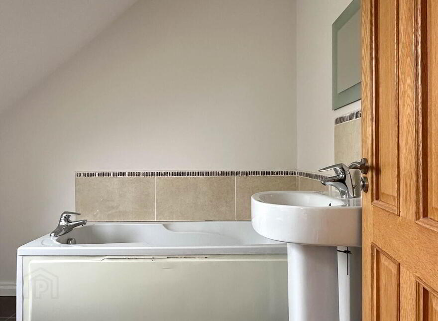 19 Knockantern Green, Off Mountsandel Road, Coleraine, BT52 1DY