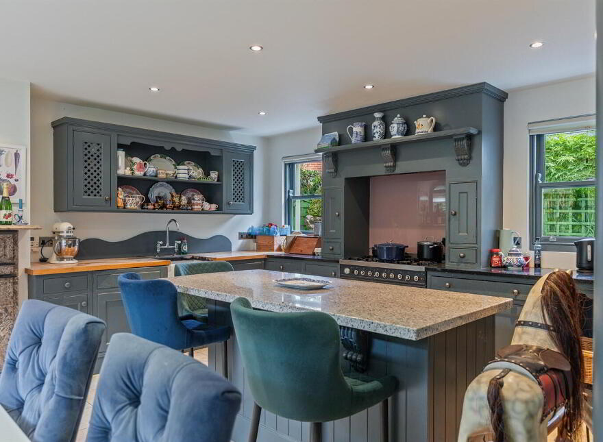 30 Marlborough Park South, Belfast, BT9 6HR