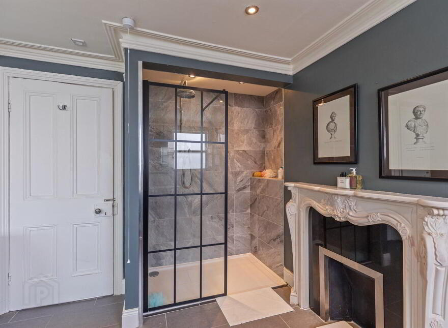 30 Marlborough Park South, Belfast, BT9 6HR