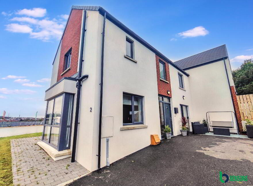 2 Copse Close, Coleraine, BT52 2BJ photo