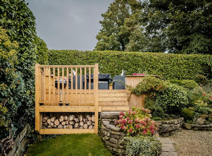 2b Pine Crest, Holywood, BT18 9ED