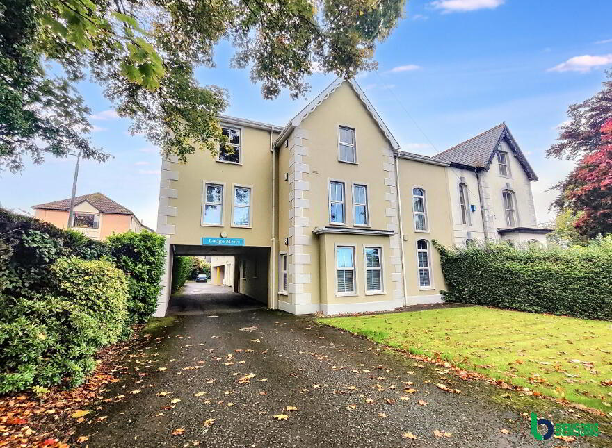 Apartment 5 Lodge Mews 33 Lodge Road, Coleraine, BT52 1NA photo
