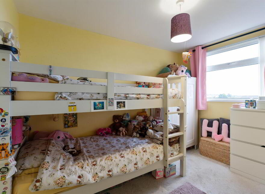 42 Sketrick Island Park, Newtownards, BT23 7BN