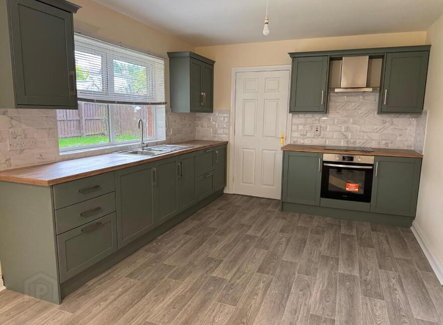 16 Forest Glade, Lurgan, BT67 9FB