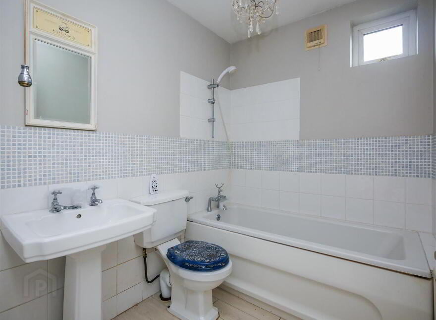 4 Baronscourt Lane, Saintfield Road, Carryduff, Belfast, BT8 8RR