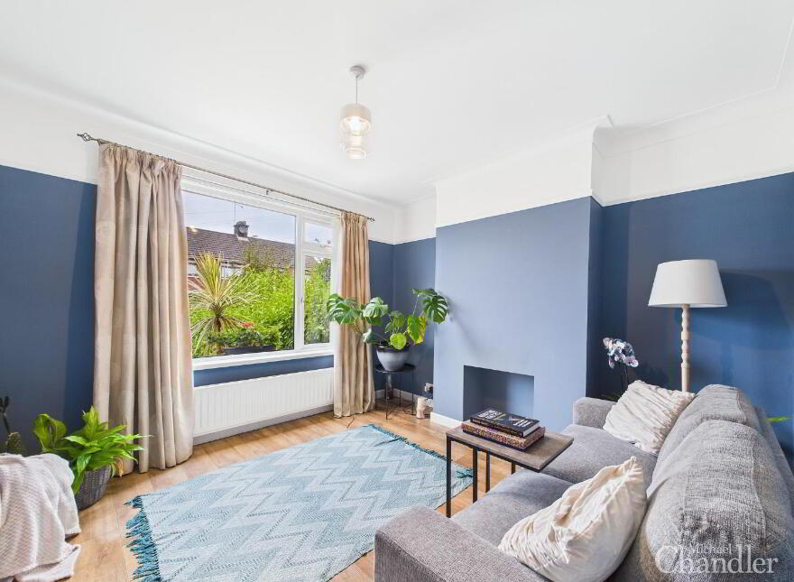 3 Glendale Avenue North, Belfast, BT8 6LD