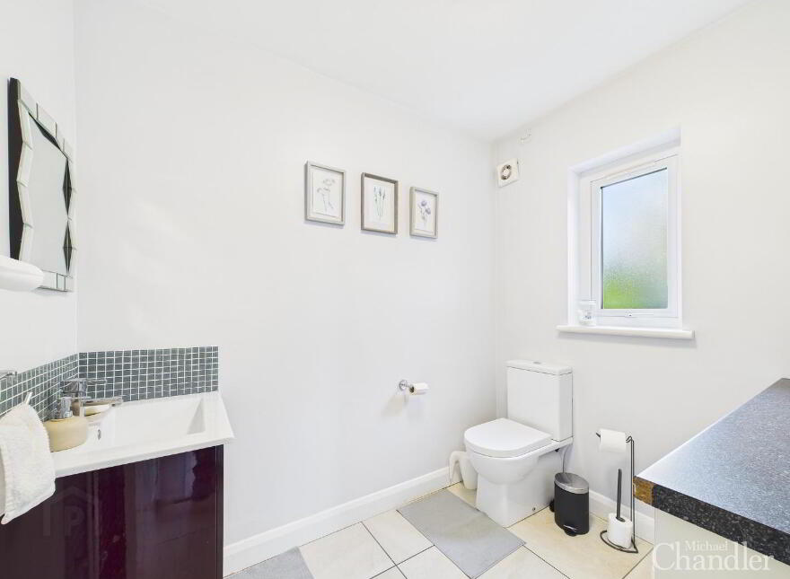 3 Glendale Avenue North, Belfast, BT8 6LD