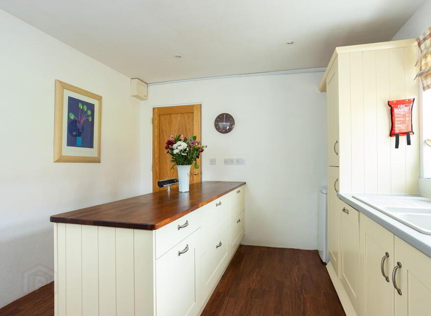 Knockeens, Durrus, Bantry, P75HR62