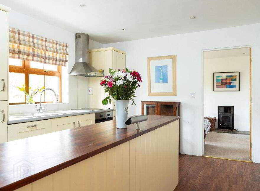 Knockeens, Durrus, Bantry, P75HR62