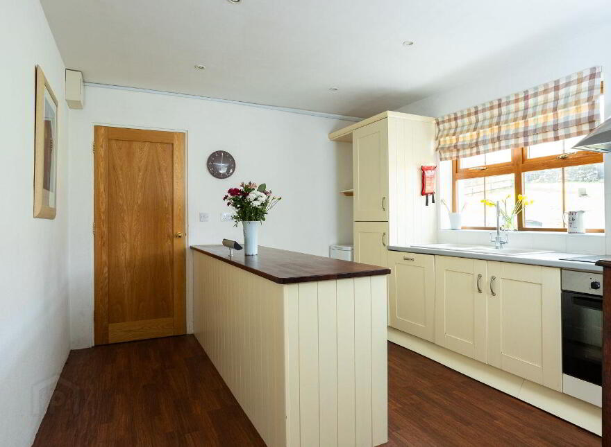 Knockeens, Durrus, Bantry, P75HR62