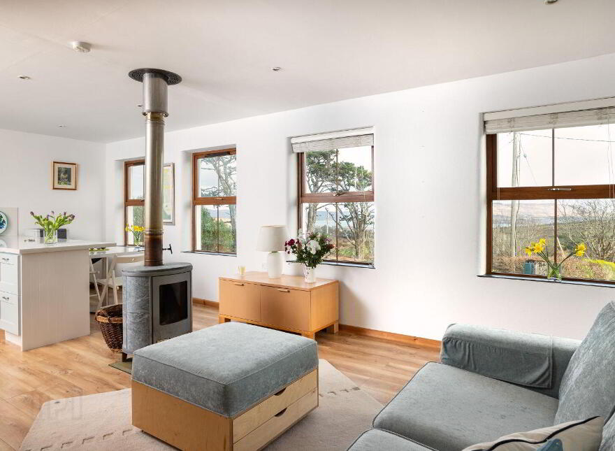 Knockeens, Durrus, Bantry, P75HR62