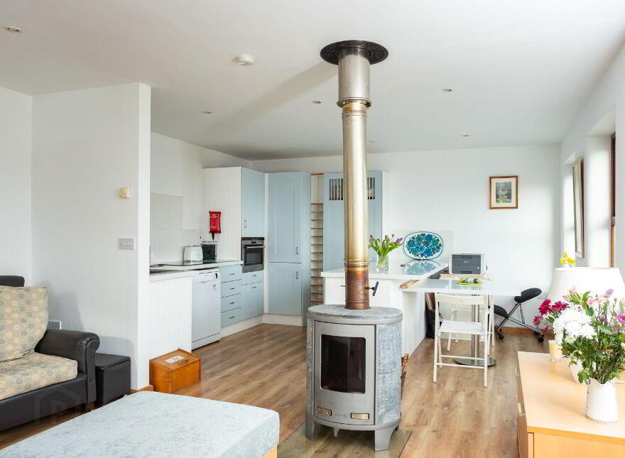 Knockeens, Durrus, Bantry, P75HR62