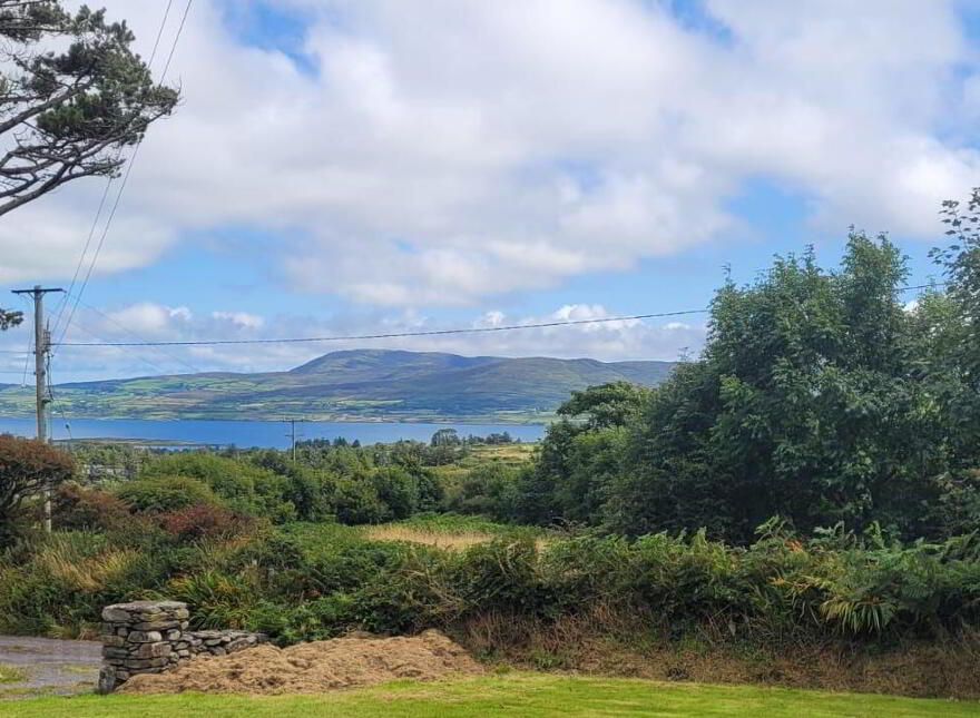 Knockeens, Durrus, Bantry, P75HR62