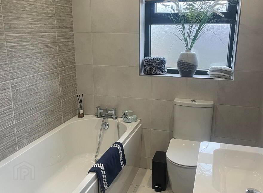 22 Thornhill, Annalong, BT34 4RT