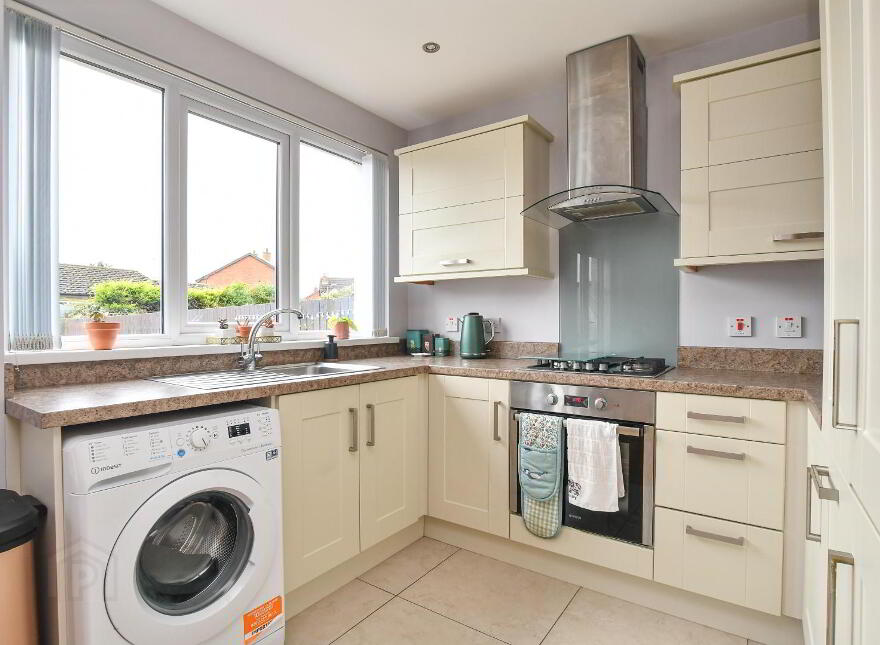 28 Coronation Crescent, Comber, BT23 5BG