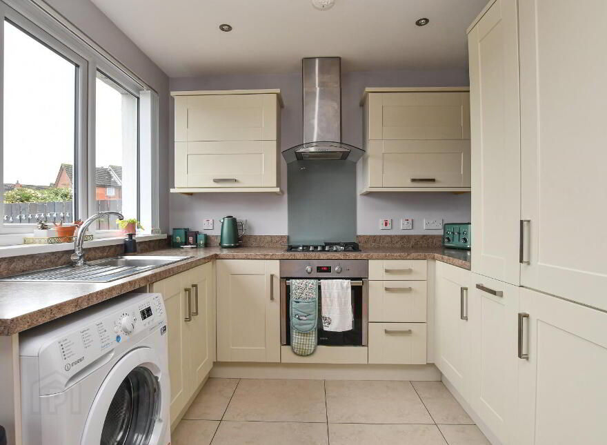 28 Coronation Crescent, Comber, BT23 5BG
