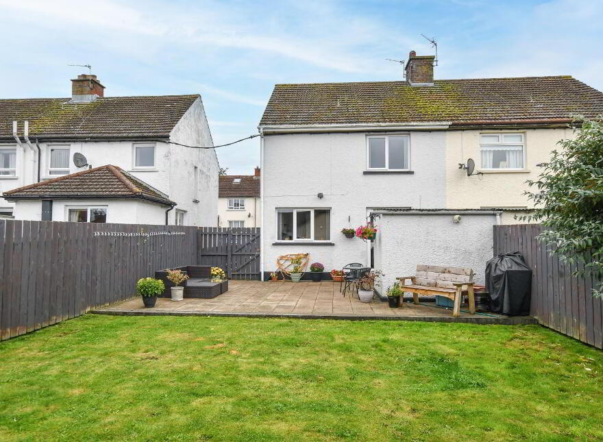 28 Coronation Crescent, Comber, BT23 5BG