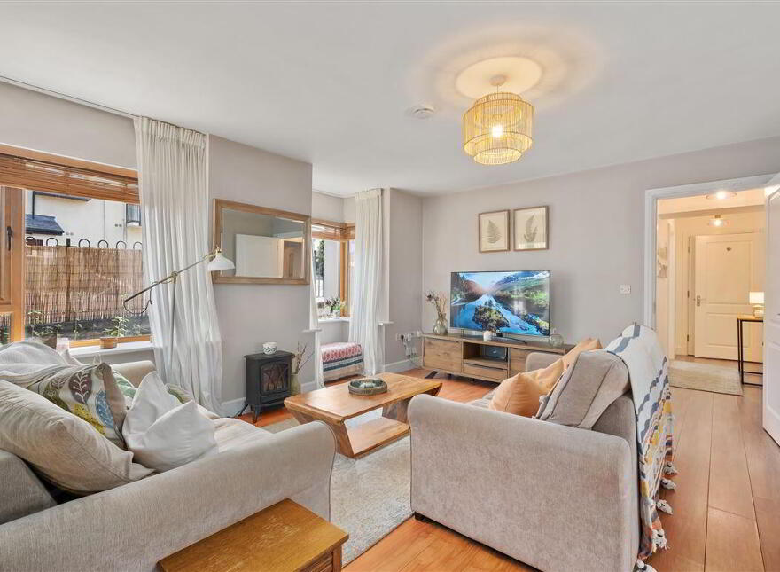 22 Fort Hill, Moneygurney, Douglas