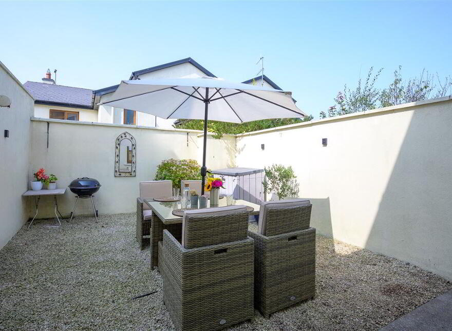 22 Fort Hill, Moneygurney, Douglas