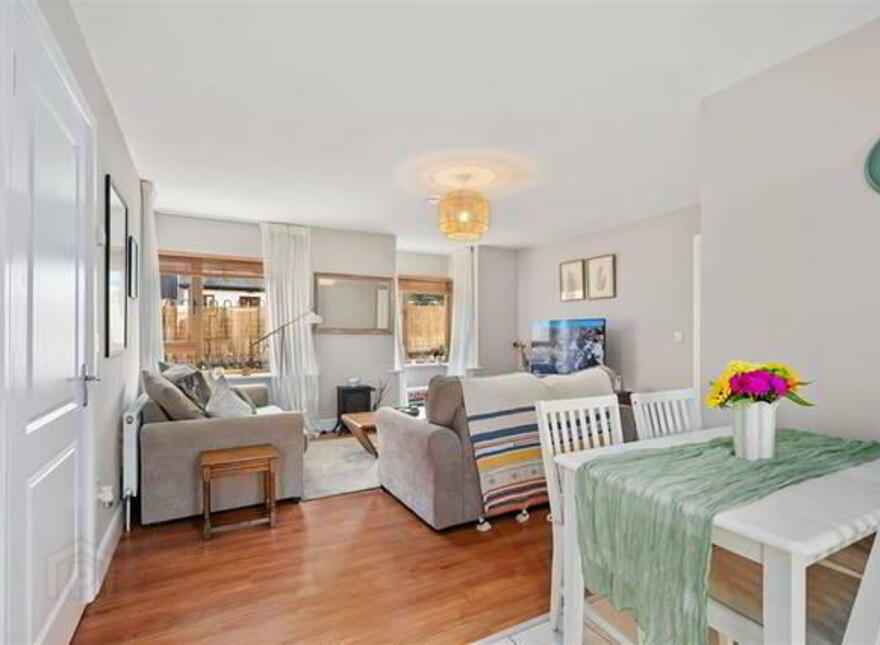 22 Fort Hill, Moneygurney, Douglas