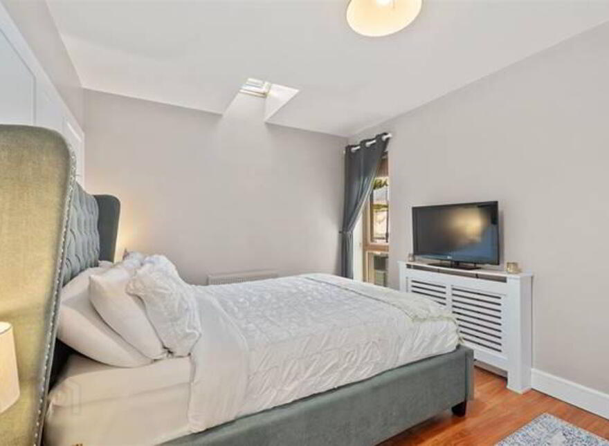 22 Fort Hill, Moneygurney, Douglas