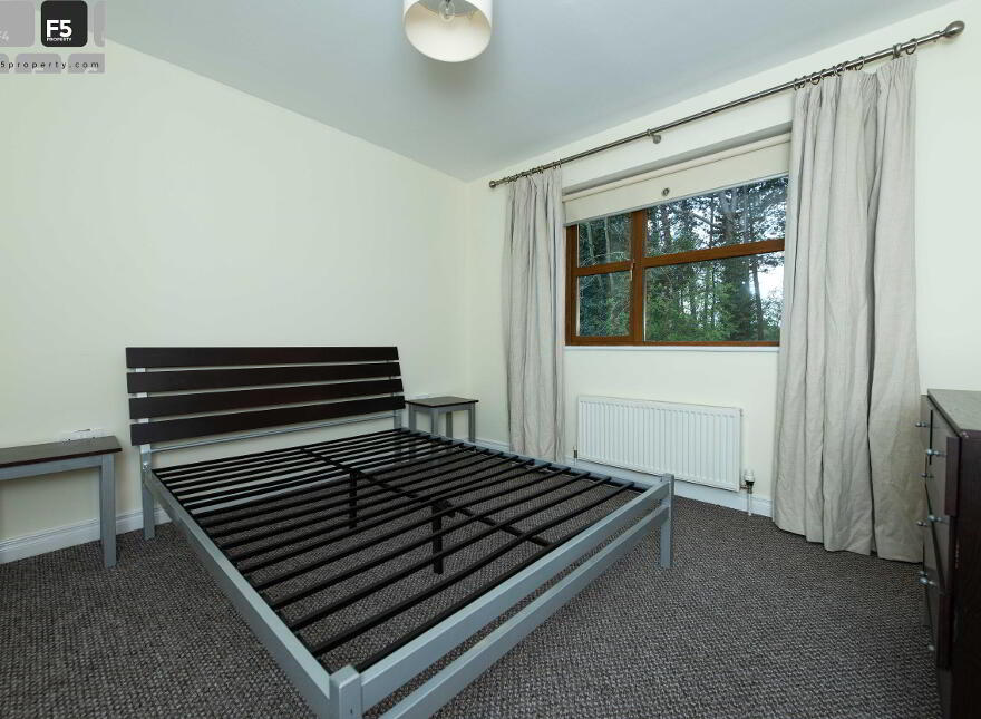 19 Redwood Dale, Redwoods, Dunmurry, Belfast, BT17 9RL