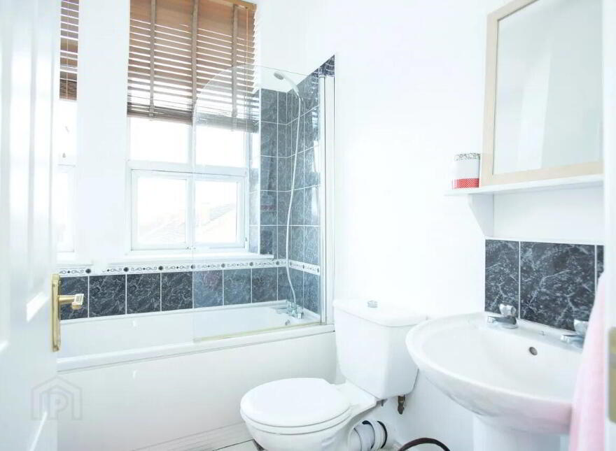 24 Deravarra, Delvin Road, Mullingar, N91RP70