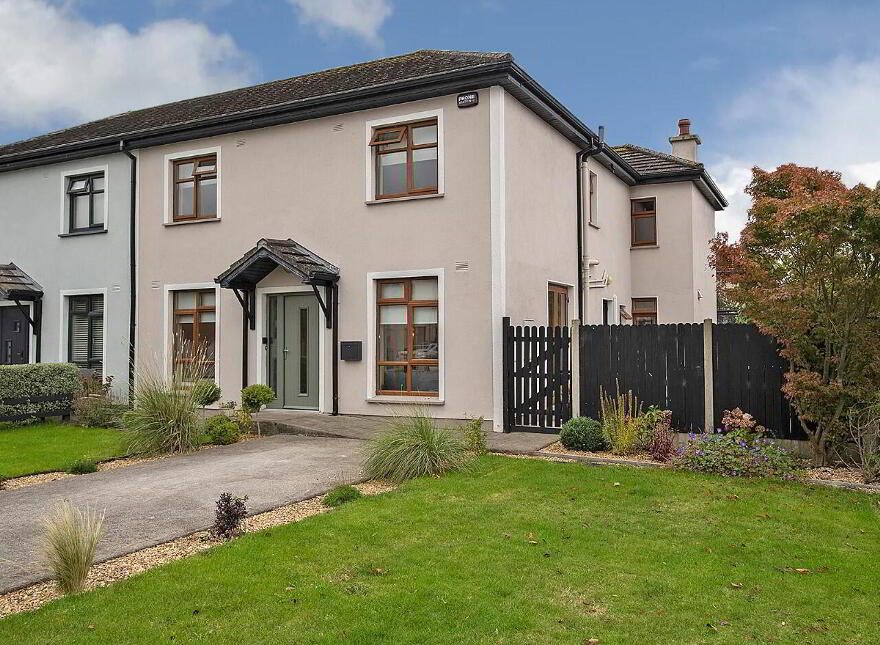 22 Sallybrook, Abbeyside, Dungarvan, X35F897 photo