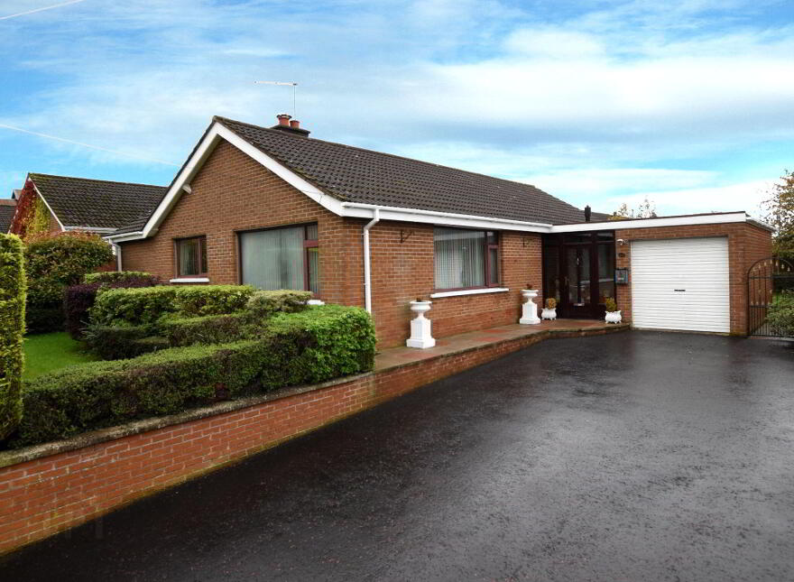 113 Nettlehill Road, Lisburn, BT28 3HF