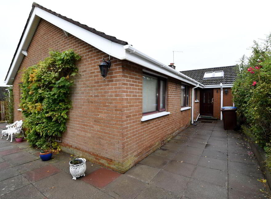 113 Nettlehill Road, Lisburn, BT28 3HF