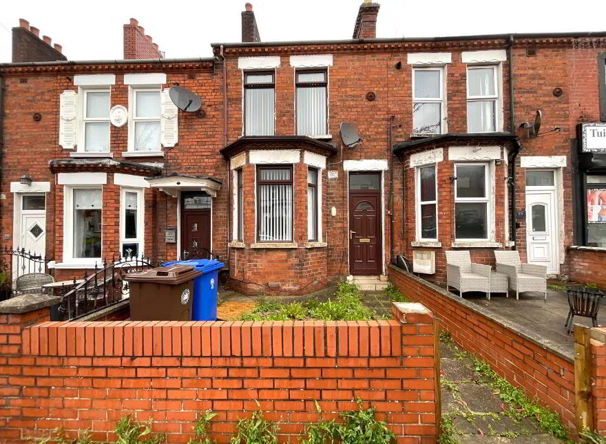 87 Ballygomartin Road, Belfast, BT13 3LB