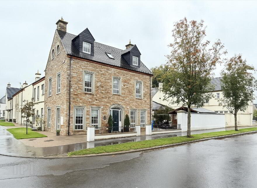 32 Abbeyfields, Dungiven, BT47 4UX photo