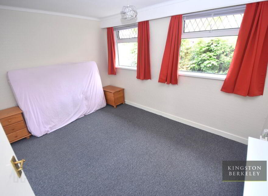34 McCaughan Park, Belfast, BT6 9QJ
