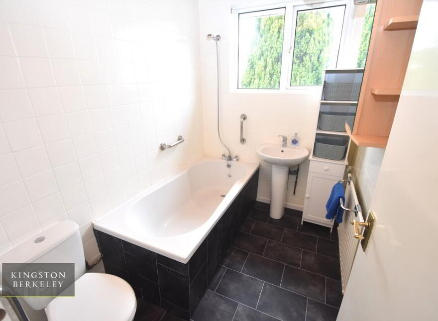 34 McCaughan Park, Belfast, BT6 9QJ