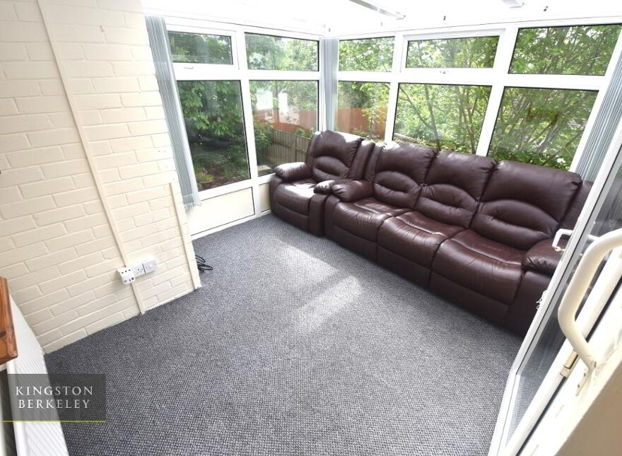 34 McCaughan Park, Belfast, BT6 9QJ