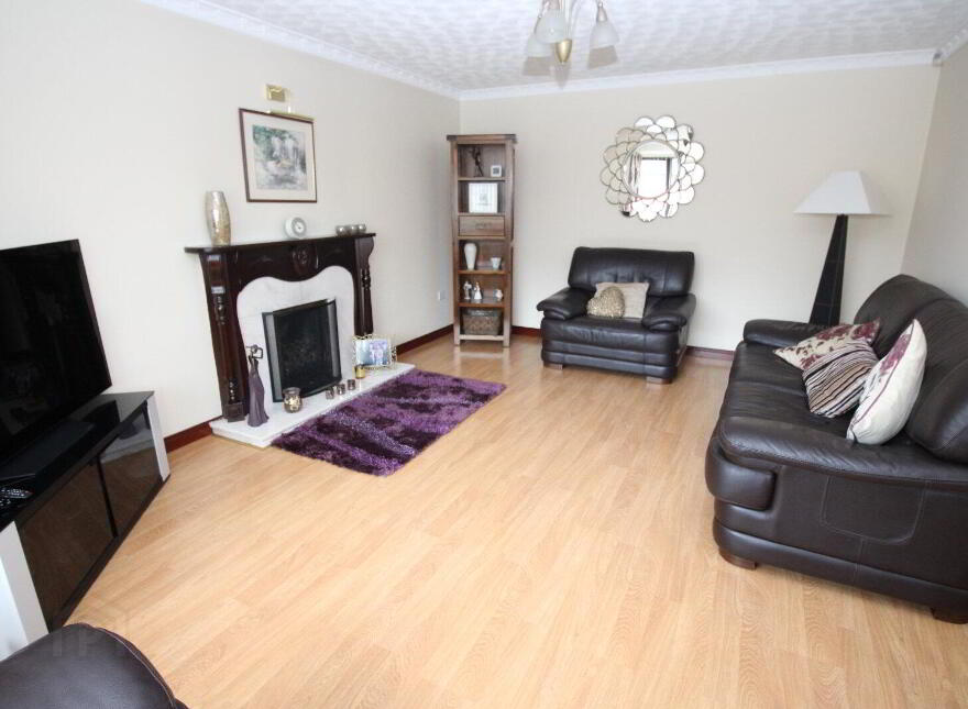 12 Craigs Road, Carrickfergus, BT38 9RL