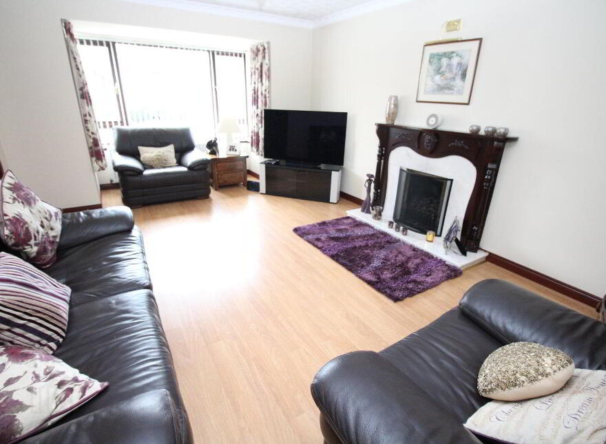 12 Craigs Road, Carrickfergus, BT38 9RL