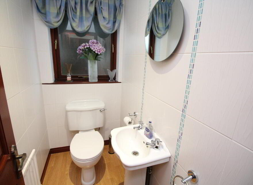 12 Craigs Road, Carrickfergus, BT38 9RL